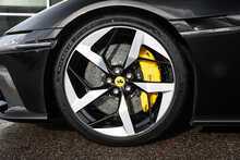 Ferrari 12Cilindri V12 - U1764