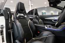 Mercedes-Benz C Class C63 V8 BiTurbo AMG S - U1772