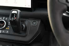 Land Rover Defender 90 P525 V8 - U1775