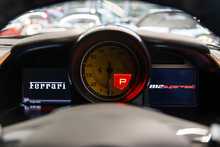 Ferrari 812 Superfast V12 - U1797