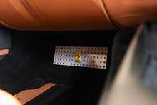 Ferrari 812 Superfast V12 - U1797