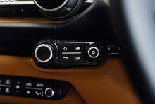 Ferrari 812 Superfast V12 - U1797