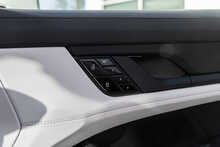 Porsche Taycan Performance 4S - U1799