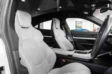Porsche Taycan Performance 4S - U1799