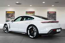 Porsche Taycan Performance 4S - U1799