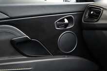 Aston Martin DB11 V12 BiTurbo AMR - U1802