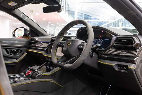 4.0 V8 BiTurbo 25.9kWh SE SUV 5dr Petrol Plug-in Hybrid Auto 4WD Euro 6 (800 ps)