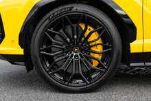 Lamborghini Urus V8 BiTurbo SE - U1805