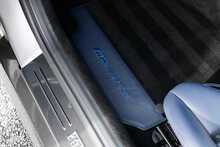 Ferrari 812 Superfast V12 - U1806