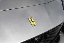 Ferrari 812 Superfast V12 - U1806