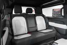 Land Rover Defender 90 D250 MHEV X-Dynamic SE - U1810