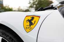 Ferrari SF90 Spider T V8 - U1821