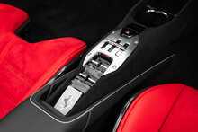 Ferrari SF90 Spider T V8 - U1821
