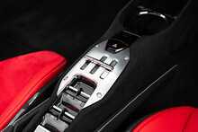 Ferrari SF90 Spider T V8 - U1821