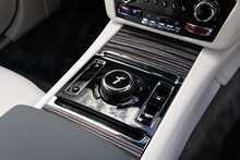 Rolls-Royce Spectre EV - U1825