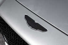 Aston Martin DBX V8 S - U1827