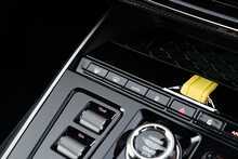 Aston Martin DBX V8 S - U1827