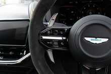 Aston Martin DBX V8 S - U1827