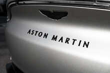Aston Martin DBX V8 S - U1827