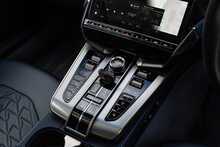 Aston Martin Vanquish V12 BiTurbo - U1858