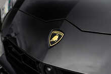 Lamborghini Urus V8 BiTurbo - U1898