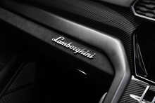 Lamborghini Urus V8 BiTurbo - U1898