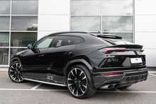 Lamborghini Urus V8 BiTurbo - U1898