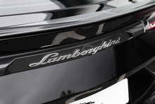 Lamborghini Urus V8 BiTurbo - U1898