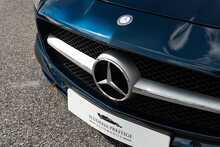 Mercedes-Benz SLS 63 V8 AMG - U1919