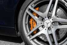 Mercedes-Benz SLS 63 V8 AMG - U1919