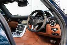 Mercedes-Benz SLS 63 V8 AMG - U1919