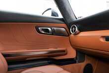 Mercedes-Benz SLS 63 V8 AMG - U1919