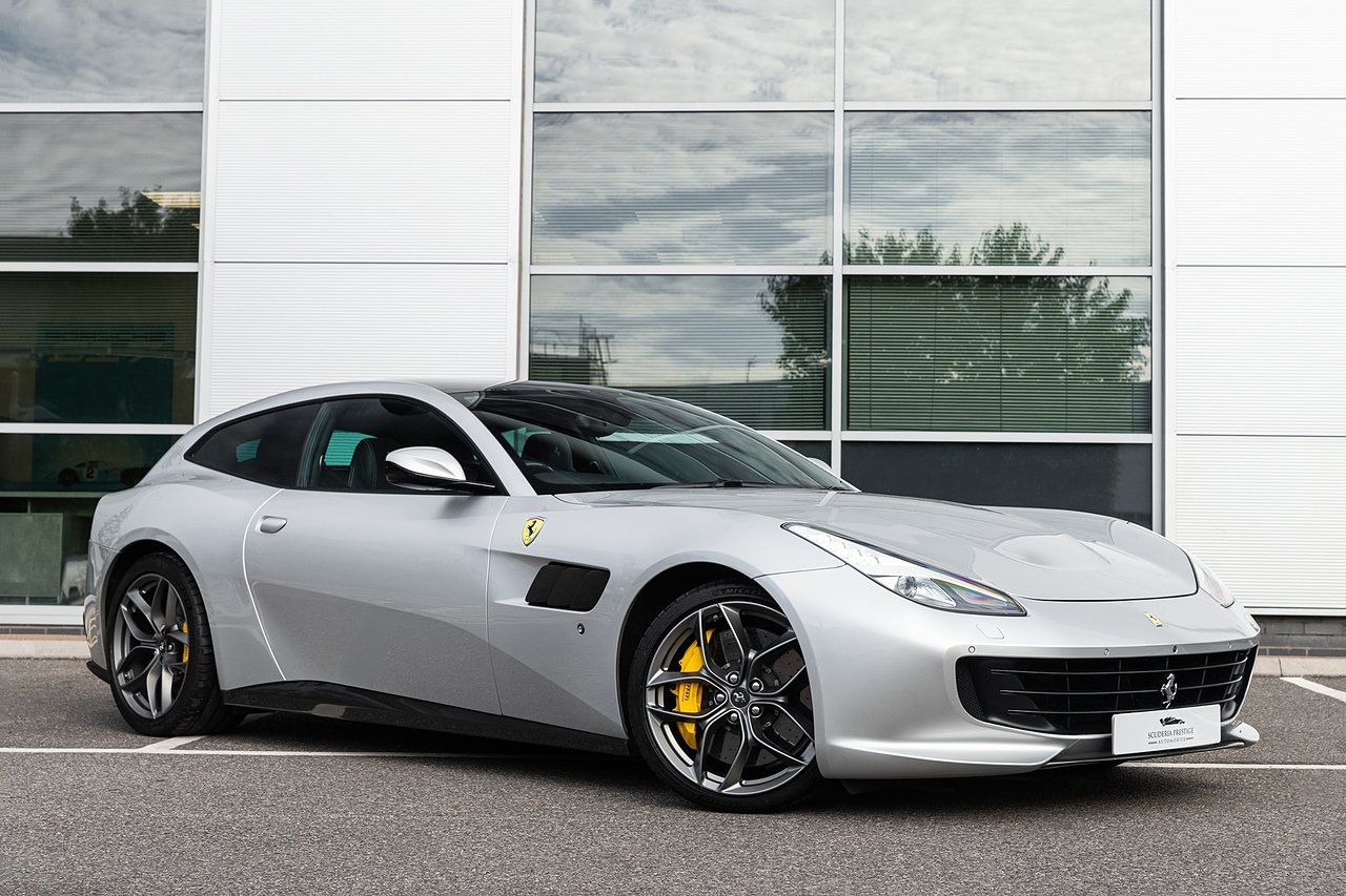 2018 Ferrari GTC4Lusso T V8