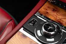 Rolls-Royce Wraith V12 - U689