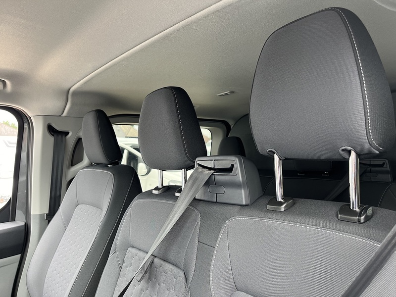 Ford 300 AUTO/MANUAL 2.0D 136 LIMITED DOUBLE-CAB VAN 2.0 6dr Combi AUTO/MANUAL Diesel