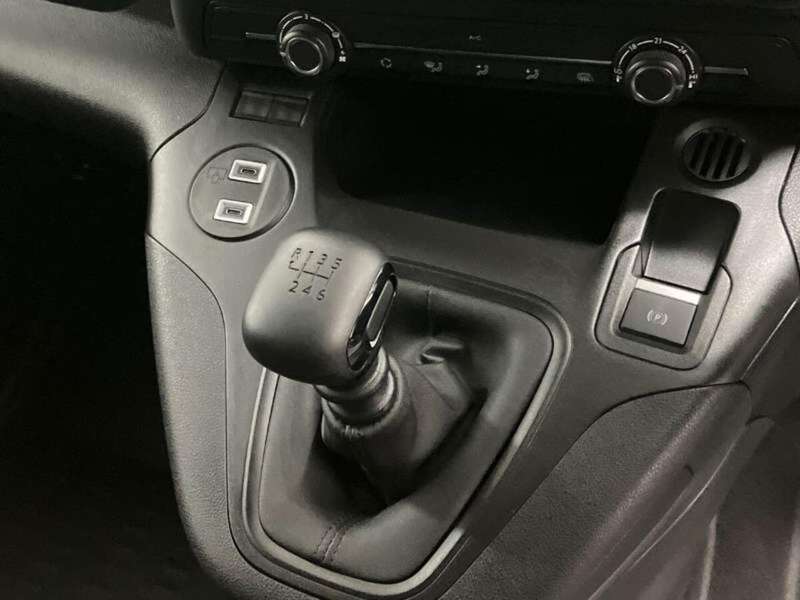 Peugeot Bluehdi Professional Premium L1 Panel Van 1.5 Manual Diesel
