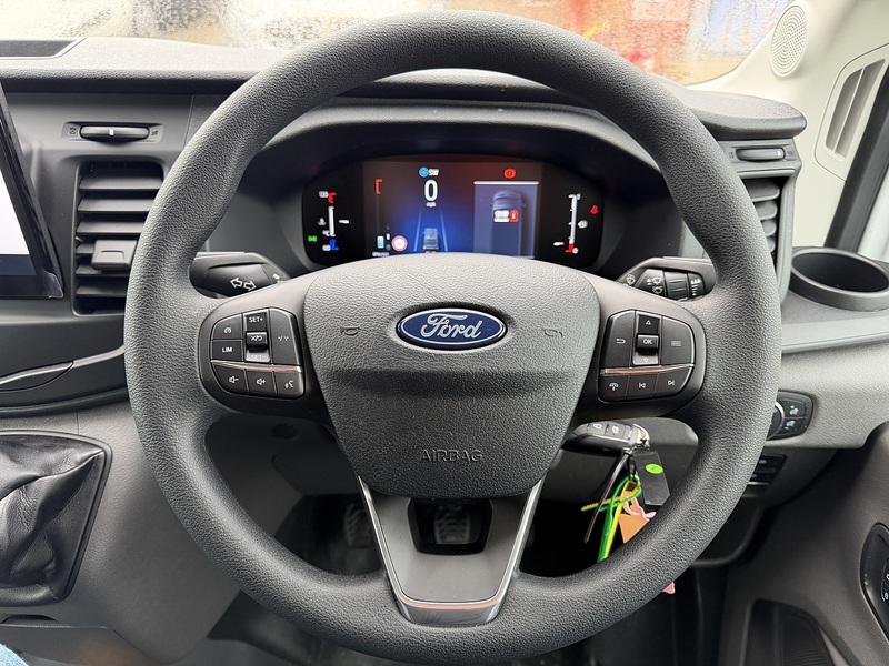 Ford 350 2.0TDCi LWB HIGH TOPS (L3 H2/H3)
