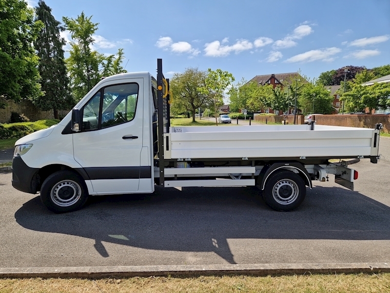 Mercedes-Benz 315 L2 Progressive RWD Tipper 2.0 Tipper Manual Diesel