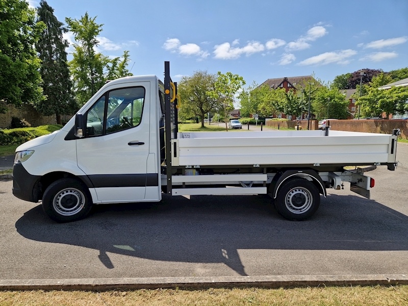 Mercedes-Benz Sprinter 315 L2 Progressive RWD Tipper