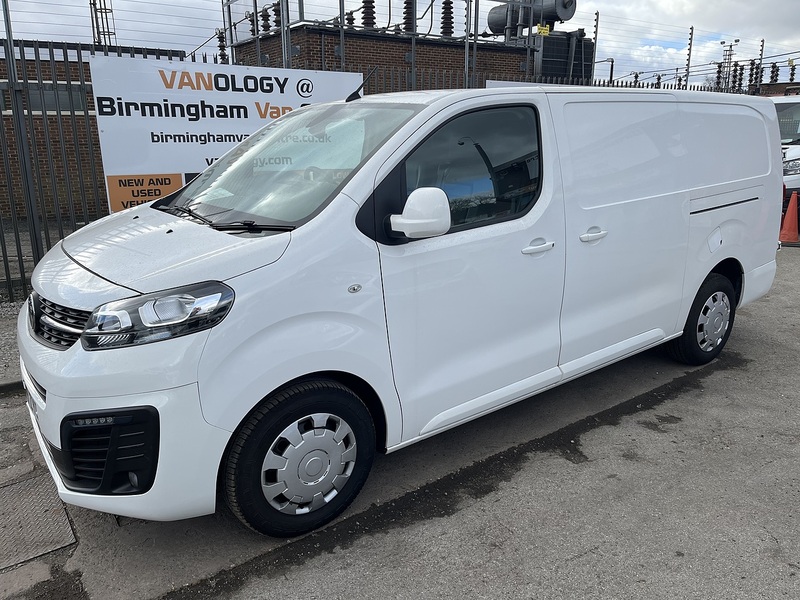 Vauxhall SPORTIVE 1.5CDTi 100 2900 LWB (ULEZ/EU6)