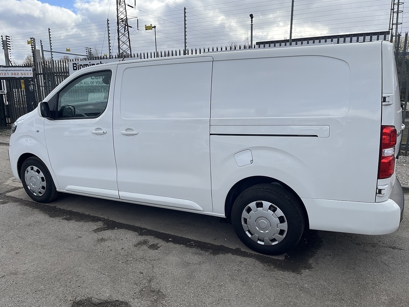 Vauxhall SPORTIVE 1.5CDTi 100 2900 LWB (ULEZ/EU6)