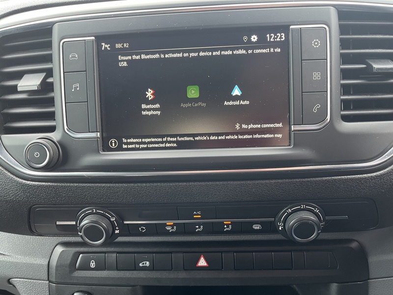 Vauxhall DYNAMIC 1.5TD 100 LWB (METALLIC) ULEZ