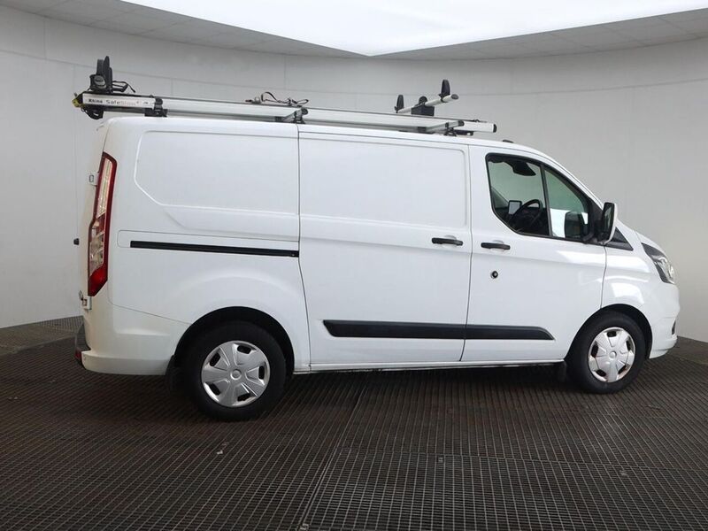 Ford 1.0 340 EcoBoost 13.6kWh Trend Panel Van 5dr Petrol Plug-in Hybrid Auto L1 Euro 6 (126 ps)