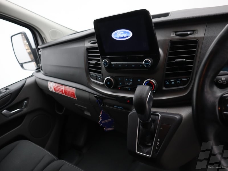 Ford 1.0 340 EcoBoost 13.6kWh Trend Panel Van 5dr Petrol Plug-in Hybrid Auto L1 Euro 6 (126 ps)