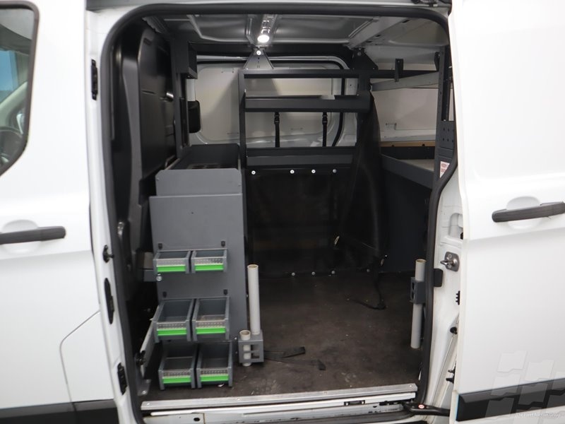 Ford 1.0 340 EcoBoost 13.6kWh Trend Panel Van 5dr Petrol Plug-in Hybrid Auto L1 Euro 6 (126 ps)