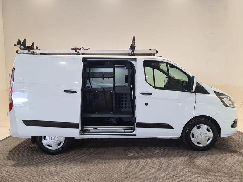 Ford 1.0 340 EcoBoost 13.6kWh Trend Panel Van 5dr Petrol Plug-in Hybrid Auto L1 Euro 6 (126 ps)