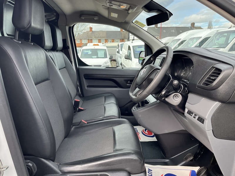 Vauxhall SPORTIVE L2 LWB 1.5CDTi 100 (HIGH SPEC) ULEZ