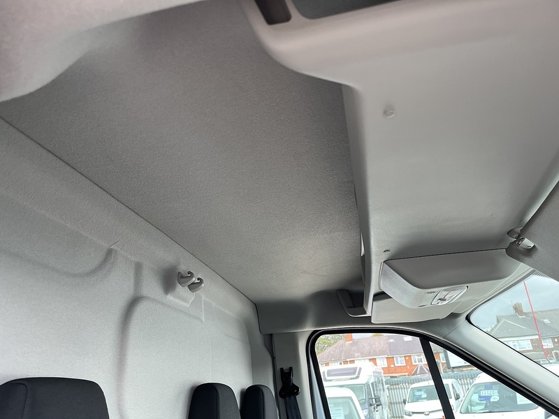 Ford 350 2.0TDCi L4 XLWB JUMBO (AIRCON) ULEZ