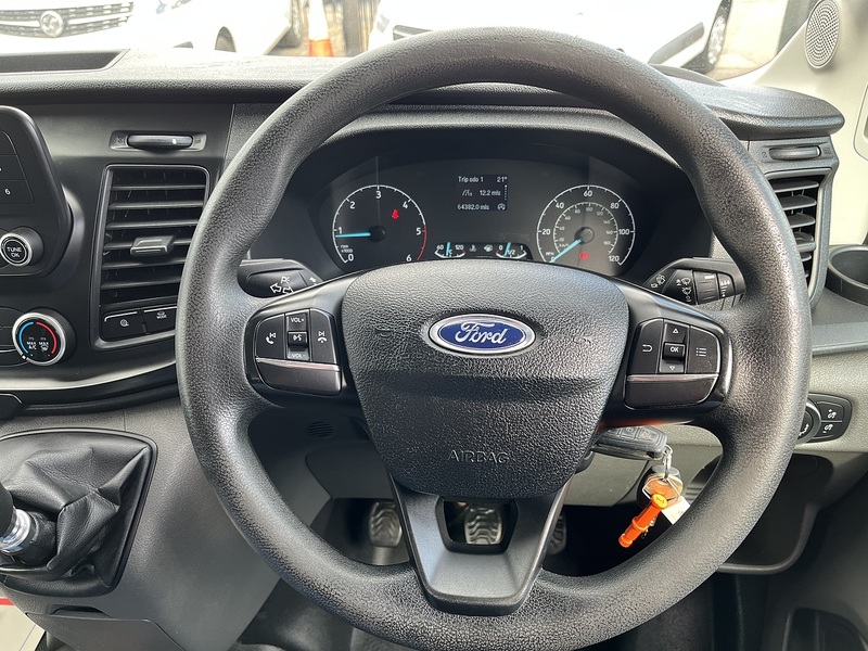 Ford 350 2.0TDCi L4 XLWB JUMBO (AIRCON) ULEZ