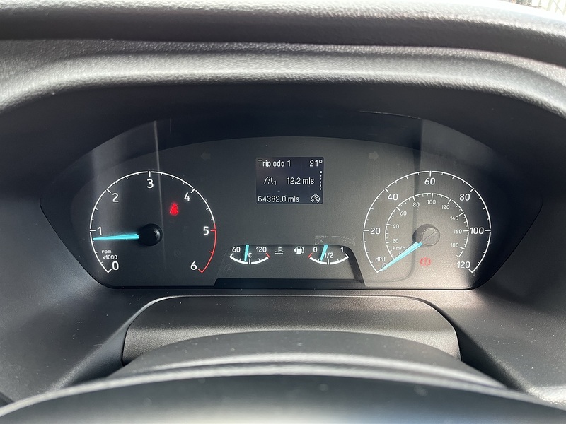 Ford 350 2.0TDCi L4 XLWB JUMBO (AIRCON) ULEZ